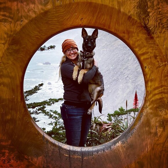 Meet your Posher, Jenn - Picture 1 of 1